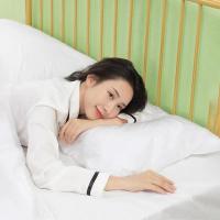 Juego De Cuatro Piezas Para Cama Doble Con Funda De Edredón Funda De Almohada Y Sábana Impermeables Y Antipolvo Estilo Sólido Para Hotel - details 2