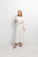 PuntoSalao Vestido midi frunces largo color blanco manga corta para mujer Un vestido son sus detalles de frunces delanteros, que le dan un toque original y sofisticado - details 0