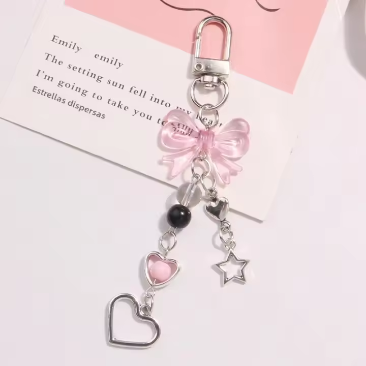 Llavero De Gótico Y2K Con Corazón Y Estrella Colgante Para Teléfono Kawaii Accesorio Lindo Para Mujeres Y Niñas Joyería De Moda - 1