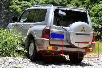 Reflector De Parachoques Trasero ANGRONG Para Mitsubishi Pajero Montero Shogun V73 V77 2002-2006 Luz Amarilla Y Roja Con Bombilla Halógena Incluida - details 6