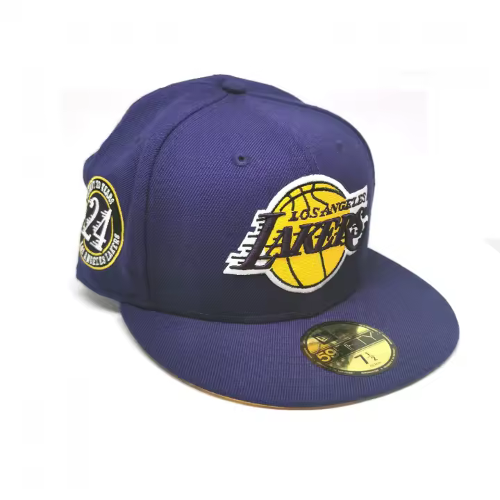 Gorra New Era Cap Los Angeles Lakers Kobe Bryant Retirement 59FIFTY Fitted NBA Cap Morado Purple 70330109 - 1