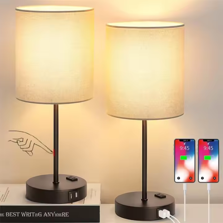 SOMY Paquete de 2 lámparas de escritorio con puerto de carga USB, lámpara de noche con salida de CA, lámpara de escritorio minimalista moderna con pantalla de tela para sala de estar, dormitorio, oficina - Lámpara de banco de trabajo negra - 1