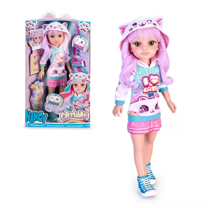 Nancy Catwaii, Muñeca para Peinar y Maquillar al Estilo Felino Kawaii Japonés, Outfit y Accesorios Inspirados en Gatitos, Peine para Mechas, Pegatinas y Tatuajes, +3 años, Famosa (NAC75000) - 1