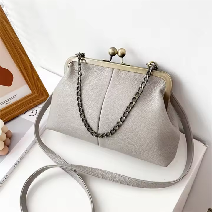 Bolso De Hombro Pequeño Para Mujer Elegante De PU Cuero Suave Lujo Diseñador Clip Clutch Retro Bolso De Mano Y Cruzado Con Cierre De Cremallera - 1