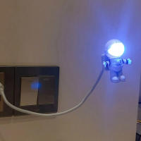 Lámpara Nocturna USB Mini Astronauta Blanca Luz De Lectura Portátil Para Computadora Decoración De Habitación Pequeña Lámpara Nocturna - details 6