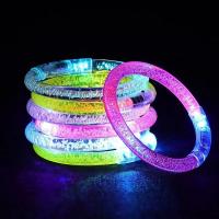 Nuevo 10/20 Pcs Pulseras LED De Luz Neón Brillantes En La Oscuridad Para Niños Y Adultos Suministros De Fiesta Luminosas Para Adultos Y Niños - details 3