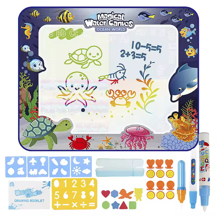 DAM. Pizarra infantil para dibujar con agua de 100x80cm. Diseño marino. Incluye 3 rotuladores de agua, 4 plantillas de dibujo, 1 plantilla matemática, 6 tampones con formas, 1 caja y 8 figuras de EVA. 100x80x3cm. - 1