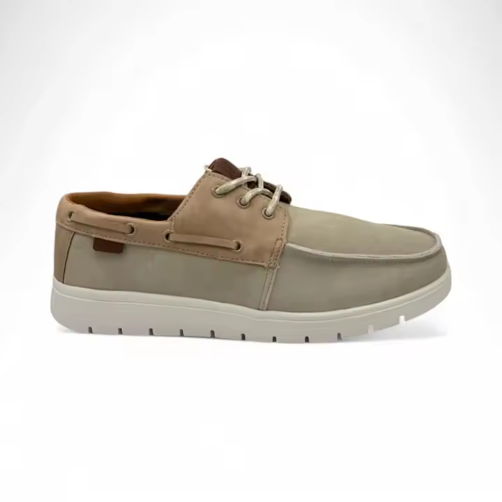 Zapatos marca Mustang para hombre en color beig - 1