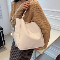 Nueva Bolso De Hombro Para Mujer En Cuero PU Gran Capacidad Bolsos De Compras Y Viaje Estilo Versátil Cierre Hasp - details 2