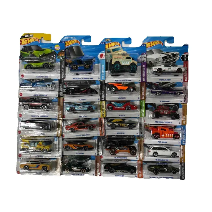 Hot Wheels Pack de 24 Vehiculos Diferentes, Coches de Juguete (Modelos Variados de 2025) - 1