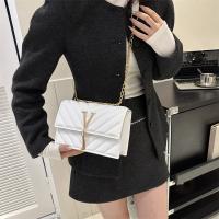 Bolso De Mano Pequeño En V De Lujo 22*15*7cm Para Mujer Bolso De Hombro Cadena Moda Popular Bolsos De Tote Diseñador Versátil - details 19