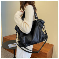 Bolso De Hombro Para Mujer En Cuero PU Gran Capacidad Bolso Cruzado Casual Retro De Color Sólido Para Viaje Y Compras - details 3