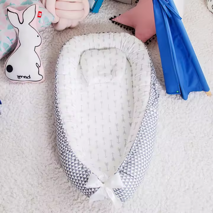 MOV Almohada para bebé con diseño de panal, transpirable, plegable, lavable, portátil, para cama de bebé, relajante, biónica, colchón de viaje - 1