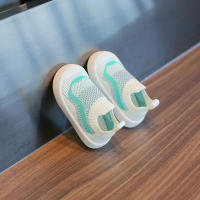 Nuevos Zapatos Para Bebé 2024 Primavera Verano Transpirables Antideslizantes Ligeros Slip-on Casual Deportivos Para Niños Y Niñas Primeros Pasos - details 10