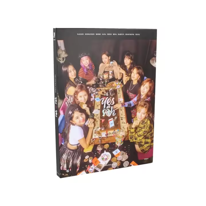Twice - 6th Mini album (Yes or Yes). Random version - 1