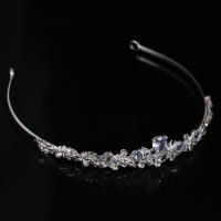 Diadema De Boda En Plata Con Zirconia Y Cristales Adorno De Cabeza De Moda Para Mujeres Cumpleaños Y Fiestas Accesorio De Cabello Con Rhinestones - details 2