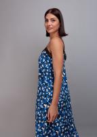 Vestido Animal print azul de Keep and Trendy. Lencero Animal Print.  . Vestido lencero azul con estampado en tonos blancos y negros. - details 4