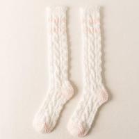 Calcetines De Velours Coral Para Mujer Con Plumas Gruesas Calcetines Térmicos Para Dormir Medio Cilindro Aislantes De Invierno - details 20