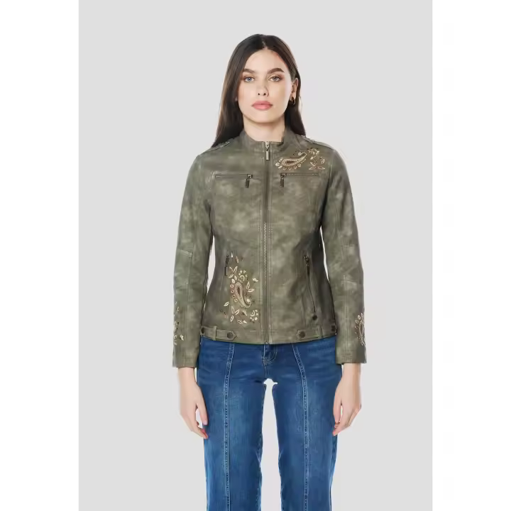 Koroshi - Chaqueta mujer efecto piel bordada cuello mao gris, silueta ceñida con detalles cachemir y logo metálico - 1