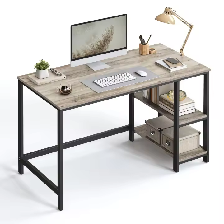 Mesa de ordenador clásica con 2 estantes inferiores, estructura metálica, fácil de montar, ideal sala de estar y dormitorio, disponible en blanco, greige y marrón rústico, 120x60 cm - 1