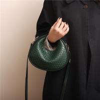 Bolso De Hombro PU Cuero Moda Color Sólido Con Red Trendy Bolso Cruzado Pequeño Para Damas Lujo Diseñador Bolsos De Mano - details 16