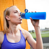 Botella Deportiva De Silicona Reutilizable Para Niños 600ml Plegable Suave Para Hogar Y Oficina Con Mango Y Tapa De Tapon - details 0