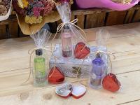 Pack de 10 Miniaturas de Puerto de Indias con Bálsamo de Labios en Forma de Corazón - Regalos para Invitadas de Boda, Bautizos, Aniversarios, Comuniones, Despedidas de Soltera, Cumpleaños, Regalos para Invitadas, Fiestas y Eventos - details 5