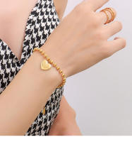 Encanto 1 unidad de pulsera de corazón de melocotón con letras en inglés grabadas de nicho francés, corazones de amor, combinación diaria，pulsera de amor para mujer - details 2