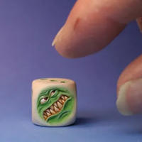 Adorno De Resina De Dibujos Animados De Halloween Miniatura Del Diabo Tamaño Approx 7x7x25mm Juguete De Artesanía - details 1