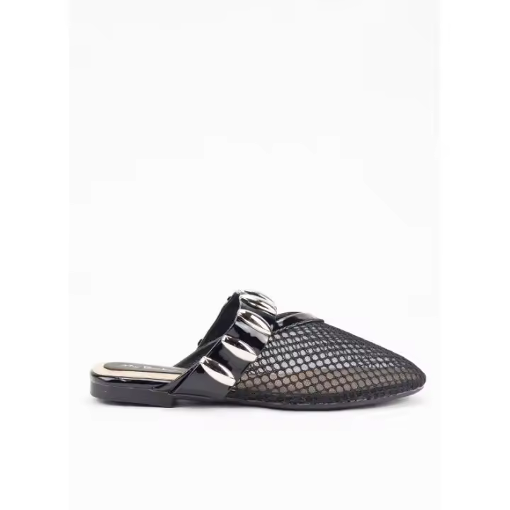 Zueco con Tachuelas para Mujer en Color Negro - 1