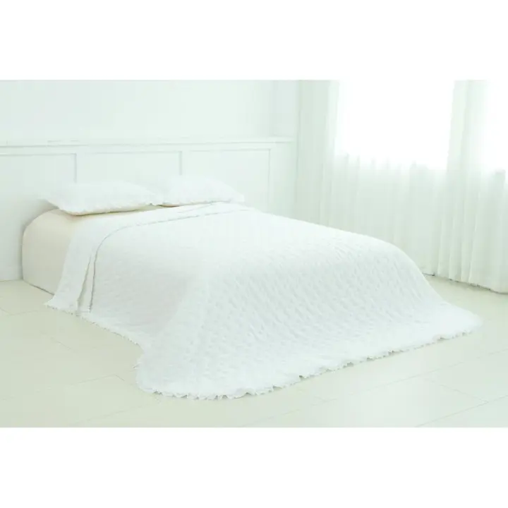 Colcha bordada Sizan de Clara Vidal de color blanco para cama de 90 cm - 1