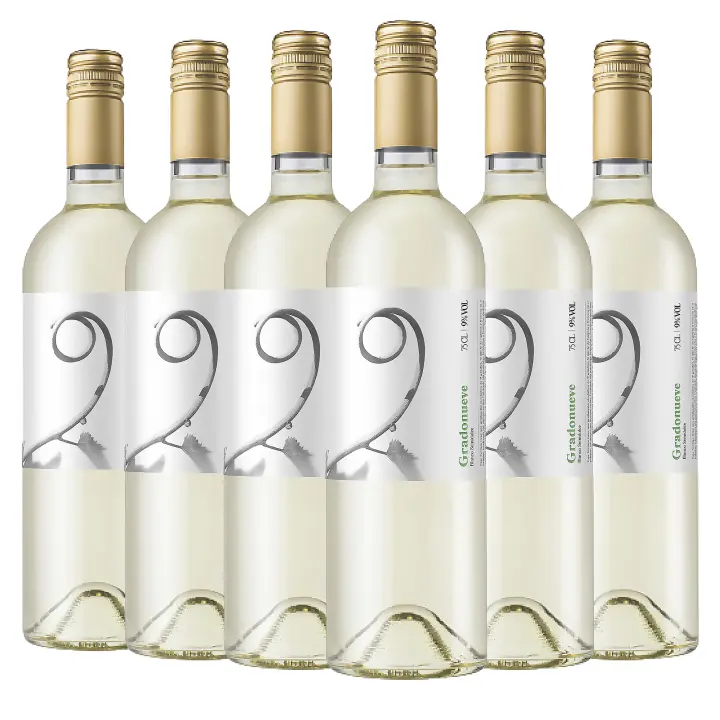 ARTE SABOR Caja de 6 botellas de vino joven Gradonueve. Cebreros, Semi dulce 100% Verdejo ecológico. Vendimia del 2023. 75cl con 9% vol. 7x7x32 Cm. - 1