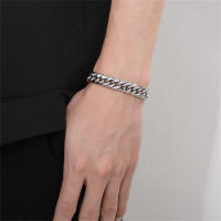 Pulsera De Cadena Cubana Punk Para Hombre Y Mujer 21cm Color Oro Y Plata Acero Inoxidable 9mm Cadena De Mano Regalo De Joyería - details 3