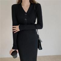 Vestido Bodycon Elegante Para Mujer Con Botones Y Cuello En V De Terciopelo Suave Manga Larga Estilo Oficina Otoño Invierno - details 41
