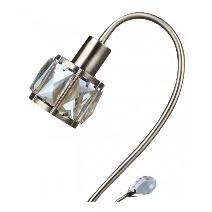 LÁMPARA DE SOBREMESA. MATERIAL METAL. TULIPA DE CRISTAL TRANSPARENTE.  COLOR CUERO.  LUZ  E14  40W. Ref. 714 - 1