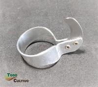 Anillo corta macarrón metálico. Nº 12 o 22 mm. Fabricado en ligero aluminio con cuchilla de acero. Permite manipular o cortar el hilo con las dos manos continuamente sin necesidad de usar una navaja o cuchillo - details 1