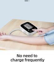 Tensiómetro de Brazo digital, Medida precise de la presión arterial y El Pulso, Detector Electrónico de frecuencia tarjeta con brazalete 22-36cm,2X99 Memory Adecuado para uso doméstico: USB o Katería enchufable(Blanco) - details 2