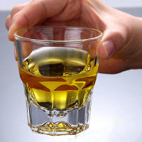 Vaso De Vino 145ml Para Bebidas Elegante Botella Aesthetic Copas Gruesas Para Whiskey Y Spiritos Tumbler Para Cerveza Mugs Para Tequila - details 0