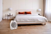 Calefactor Jocca eléctrico, portátil, de tamaño compacto, con 2 velocidades de función calor, función ventilador, regulador de la temperatura ambiente y 2000W de potencia - details 1