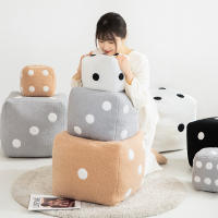 Cojín De Dados De Peluche Cubo De Dados Muñeco Relleno Juguete De Juego Decoración De Interiores Para Fiesta Suministros De Decoración Del Hogar Y Del Coche - details 7