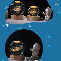 Lámpara De Noche 3D Cristal Sférico De Luna Con Astronauta Y Sistema Solar Grabado Con Láser Regalo De Cumpleaños Decoración De Galaxia - details 2
