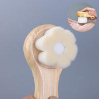 Cepillo Facial Suave De Pelo Con Mango De Madera En Forma De Flor De Cerezo Limpiador De Puntos Negros Y Exfoliante Para Limpieza Del Rostro - details 2