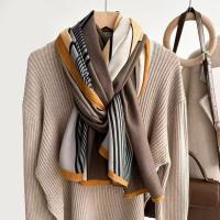 Bufanda De Geometría Vibrante Y Con Contraste - Suave Transpirable Impermeable Y De Protección Solar Viaje Amigable - Perfecto Para Primavera Y Verano Para Mujer - details 2
