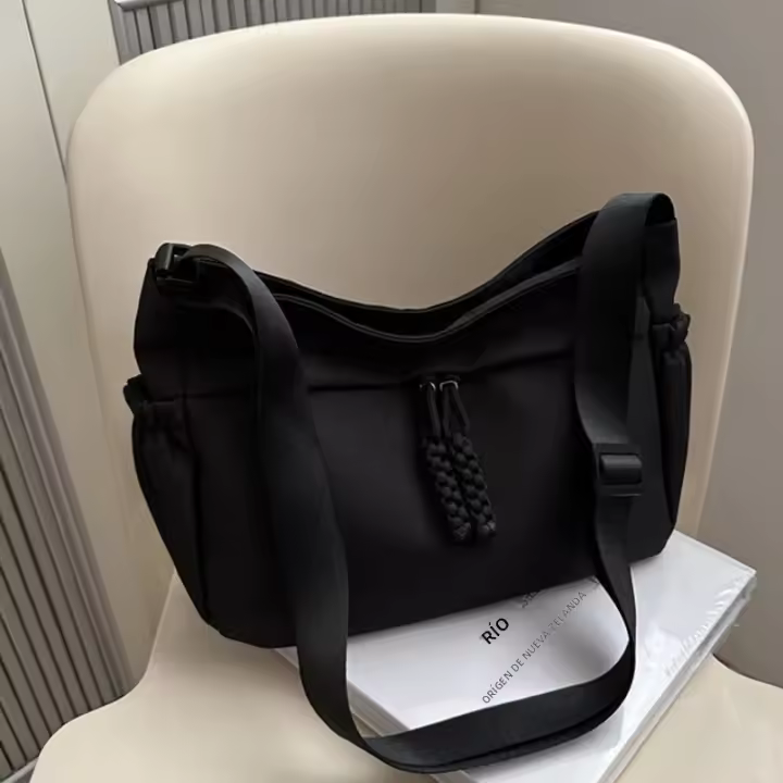 Bolso De Hombro Para Mujer De Tela De Nylon Gran Capacidad Bolso De Moda Unisex Bolso Cruzado De Solapa Bolsa De Mano - 1