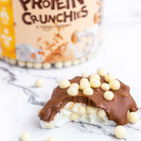 Topping Protein Crunchies | 450G | Varios Sabores | Crujiente y Delicioso | Alto en Proteína | Ideal para Snacks y Postres | PROTELLA - details 4
