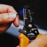 Alicates Multifuncionales Para Desenredar Y Cortar Cables Herramienta Especial Para Electricista Con Función De Enrosque Y Conexión - details 4