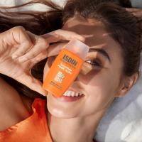 Fotoprotector ISDIN Fusion Water MAGIC Glow SPF50 50 ml - details 1