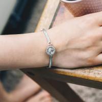 Pulsera DE LA Amistad con Halo bañada en plata, elegant y pulsera de Diamantes, versión Cora de la pulsera de Novia con incostumbres de Diamantes - details 0