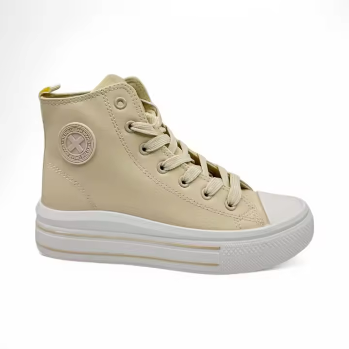 Botas marca Xti para infantil en color beig - 1