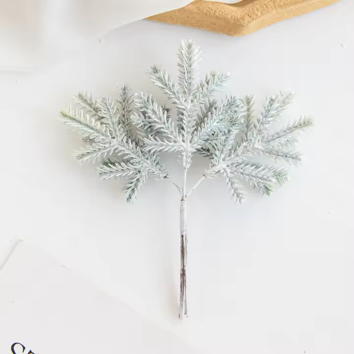 6PCS Hojas Verdes De Suculentas Artificiales Para Decoración De Navidad En Casa Material Para Wreath Y Accesorios De Boda Y Banquete - 1